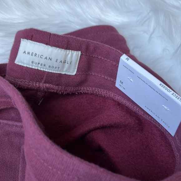 New- Hollister men’s joggers size medium - Picture 3 of 5